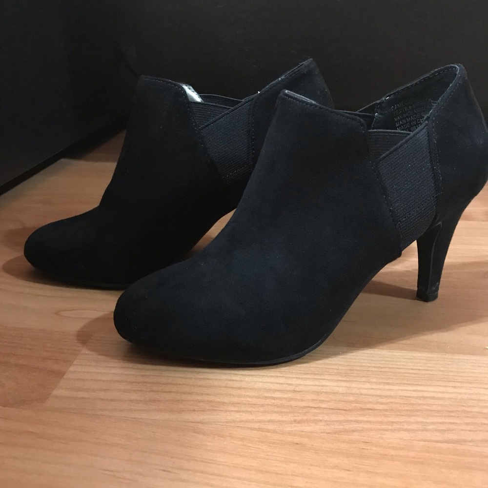 Nine West booties
